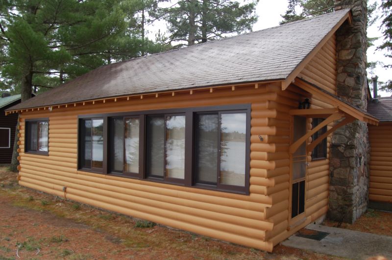Wood Cabin Staining